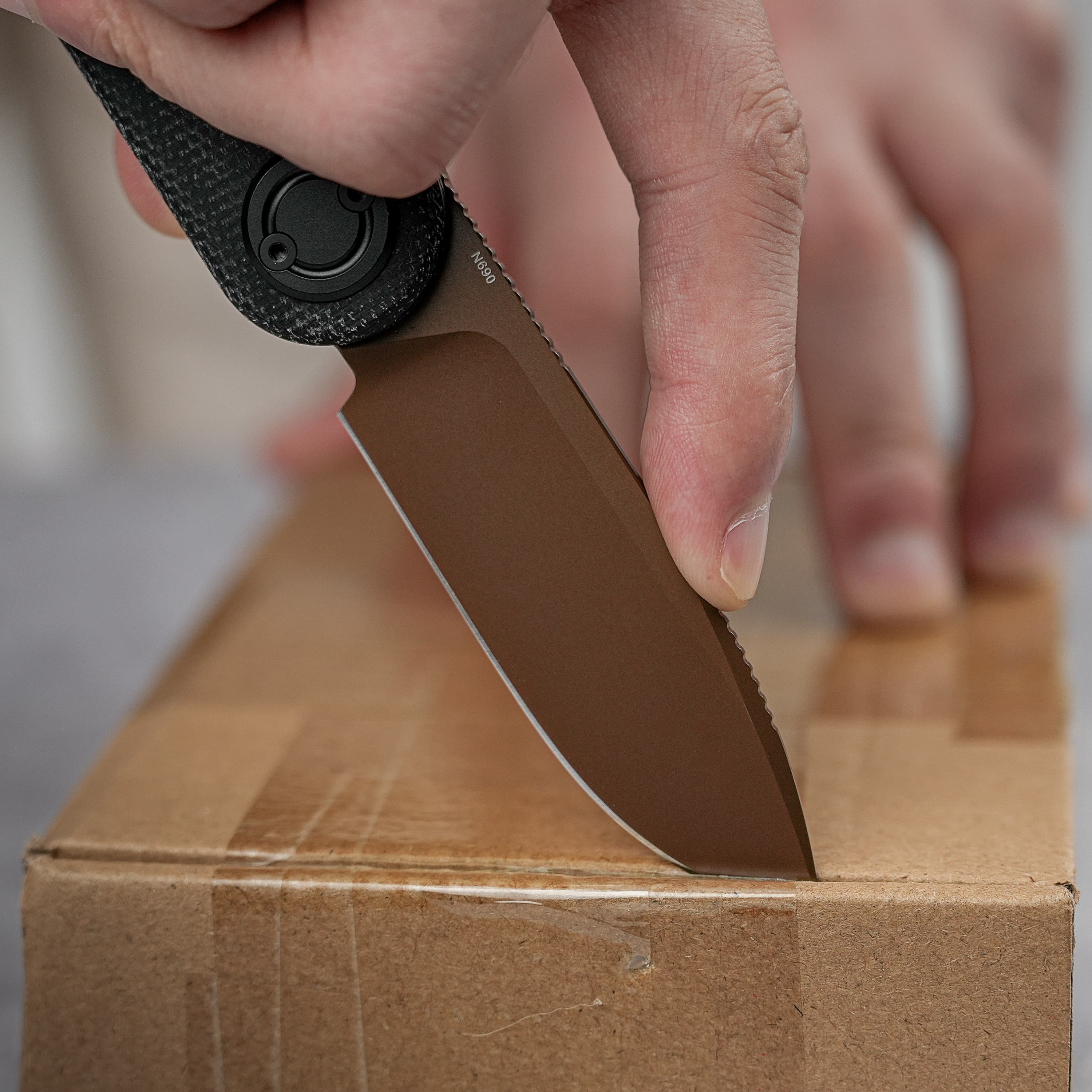 Corgi® V 295 - Vanchor lock® (2.95" N690 Blade & Micarta Handle) - A3709 - Image 22