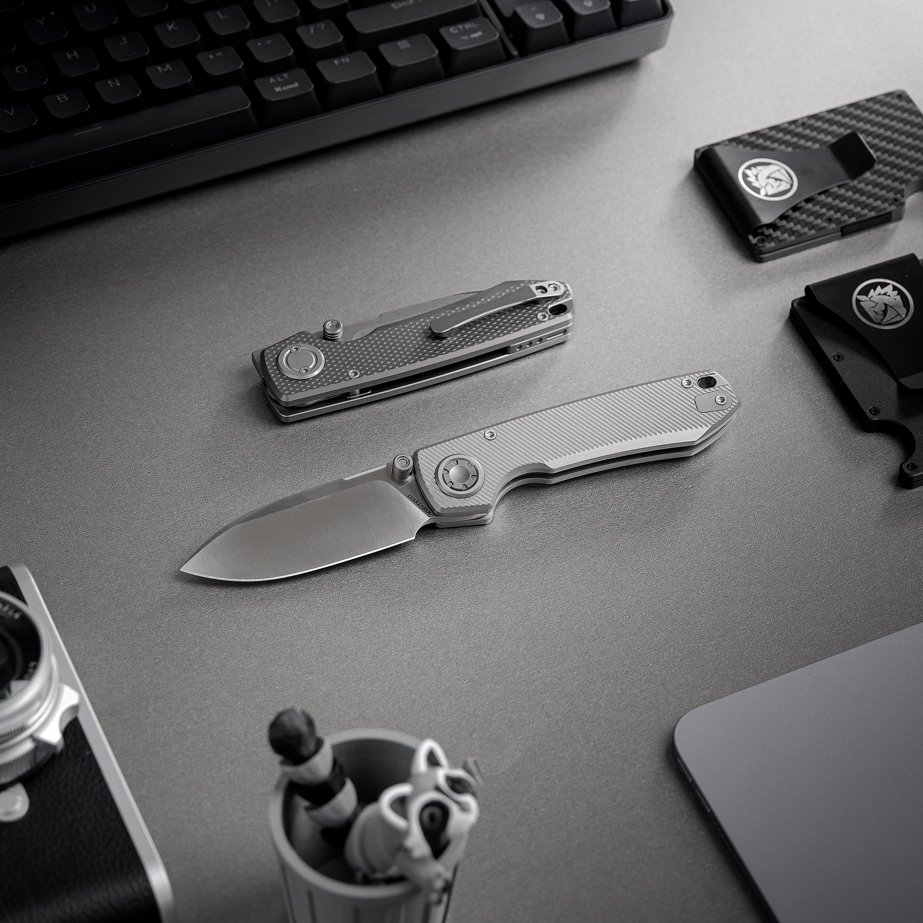 Raccoon® V -Vanchor Lock®  (3.22" M390 Blade & Titanium Handle) - A4003 - Image 15