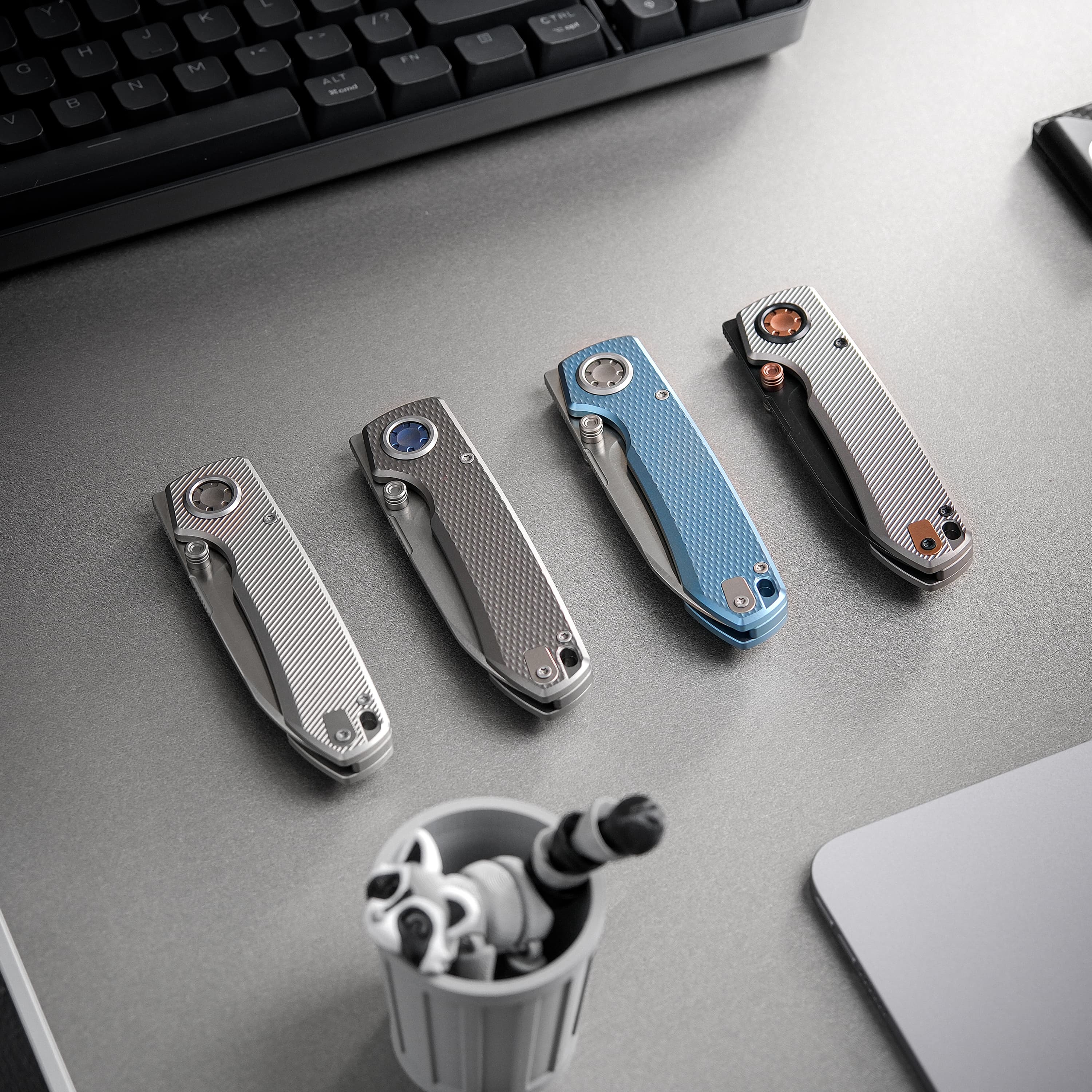 Raccoon® V -Vanchor Lock®  (3.22" M390 Blade & Titanium Handle) - A4003 - Image 20