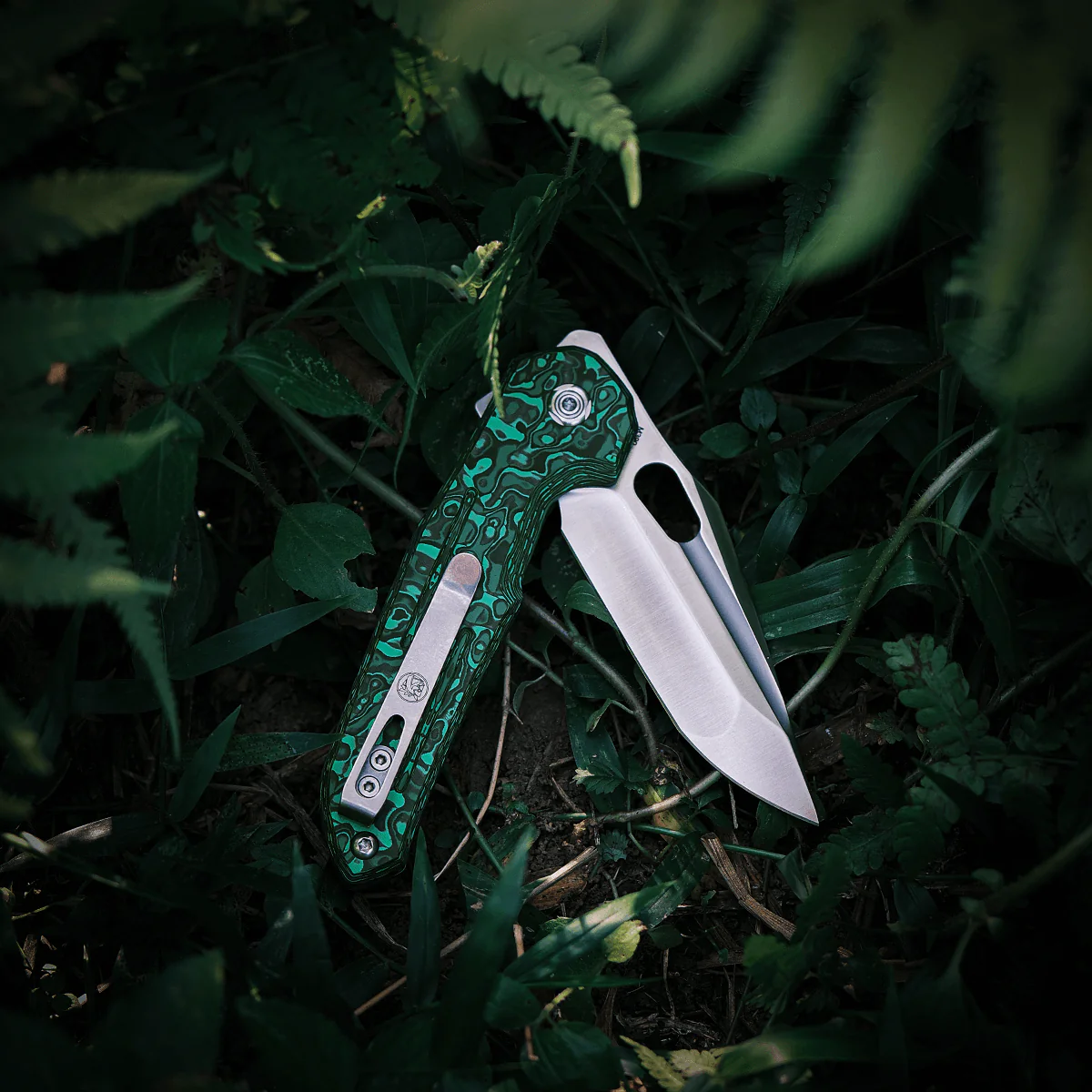 Thunderbird - Trek Lock Knife (2.98" M390 Blade & Cloud Carbon Fiber Handle) - A0311 - Image 7