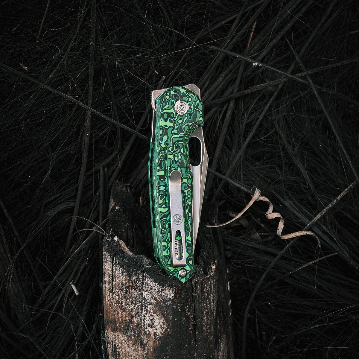 Thunderbird - Trek Lock Knife (2.98" M390 Blade & Cloud Carbon Fiber Handle) - A0311 - Image 8